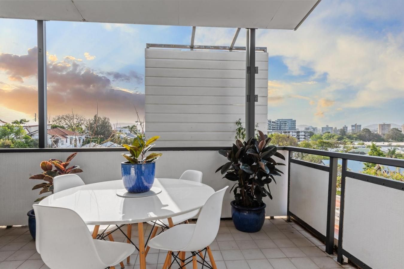 Apartment Park The Car & Explore By Custom Hosting Brisbane