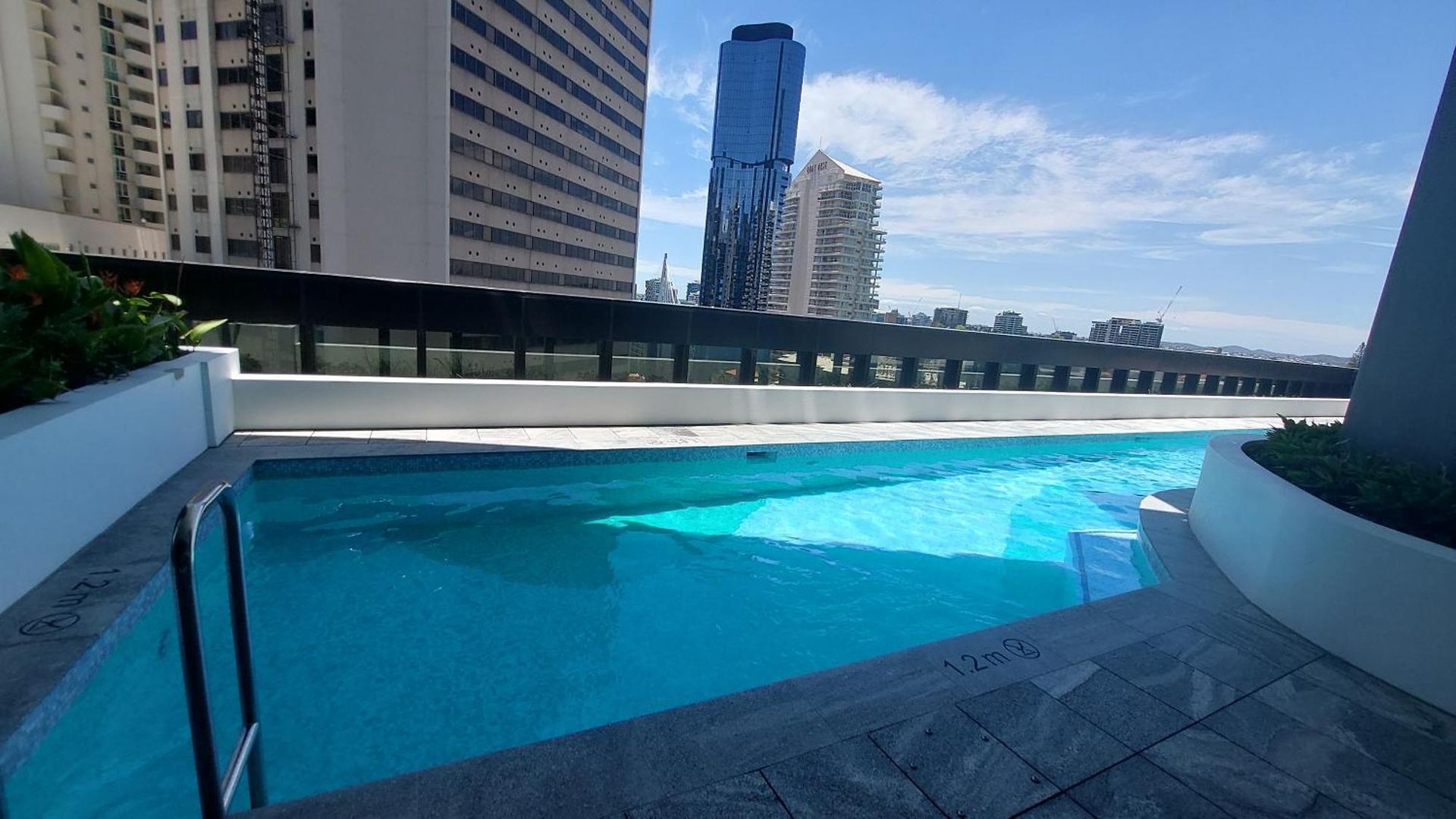 Luxury Riverfront Level 38 Queen's Wharf Tower Brisbane