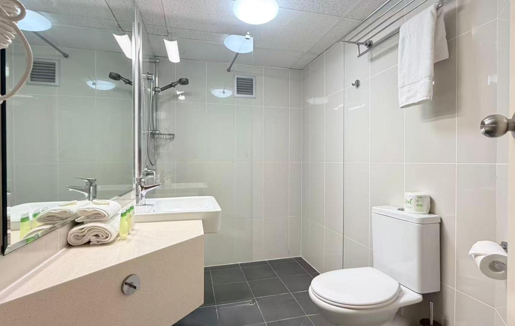 Summit Aparthotel 4*