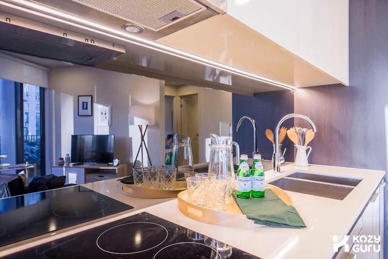 Kozyguru | Cbd | 1 Bed | Spire Brisbane