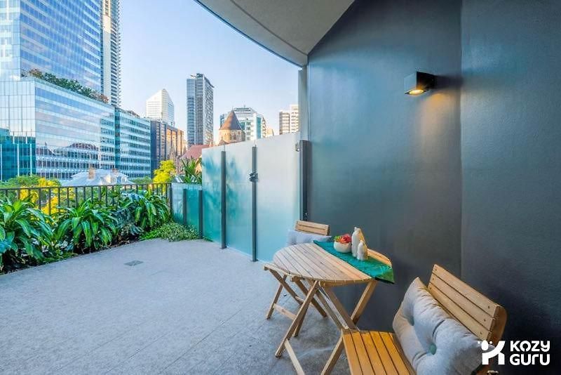 Kozyguru | Cbd | 1 Bed | Spire Apartment