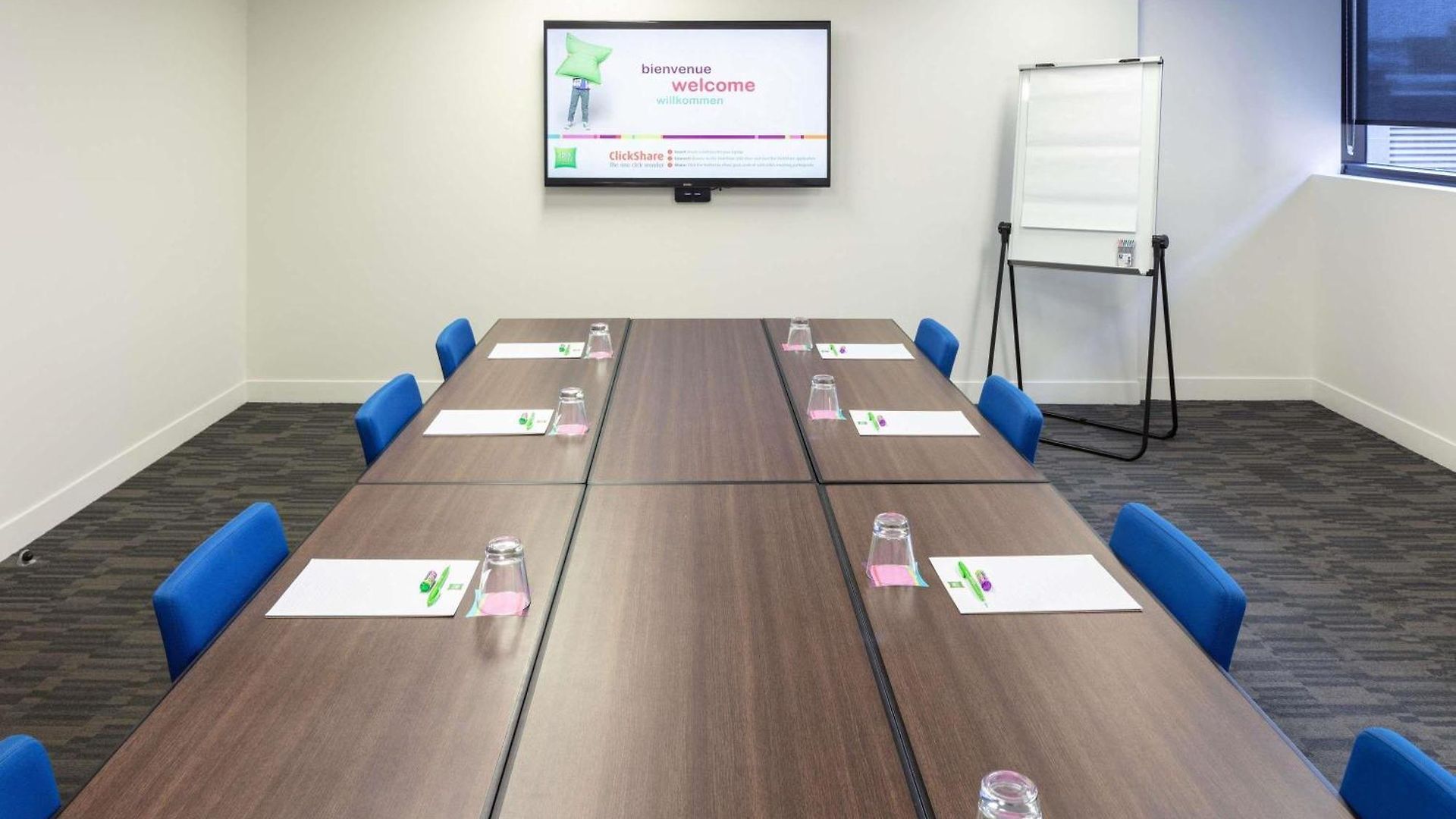Ibis Styles Elizabeth Street Hotel 4*