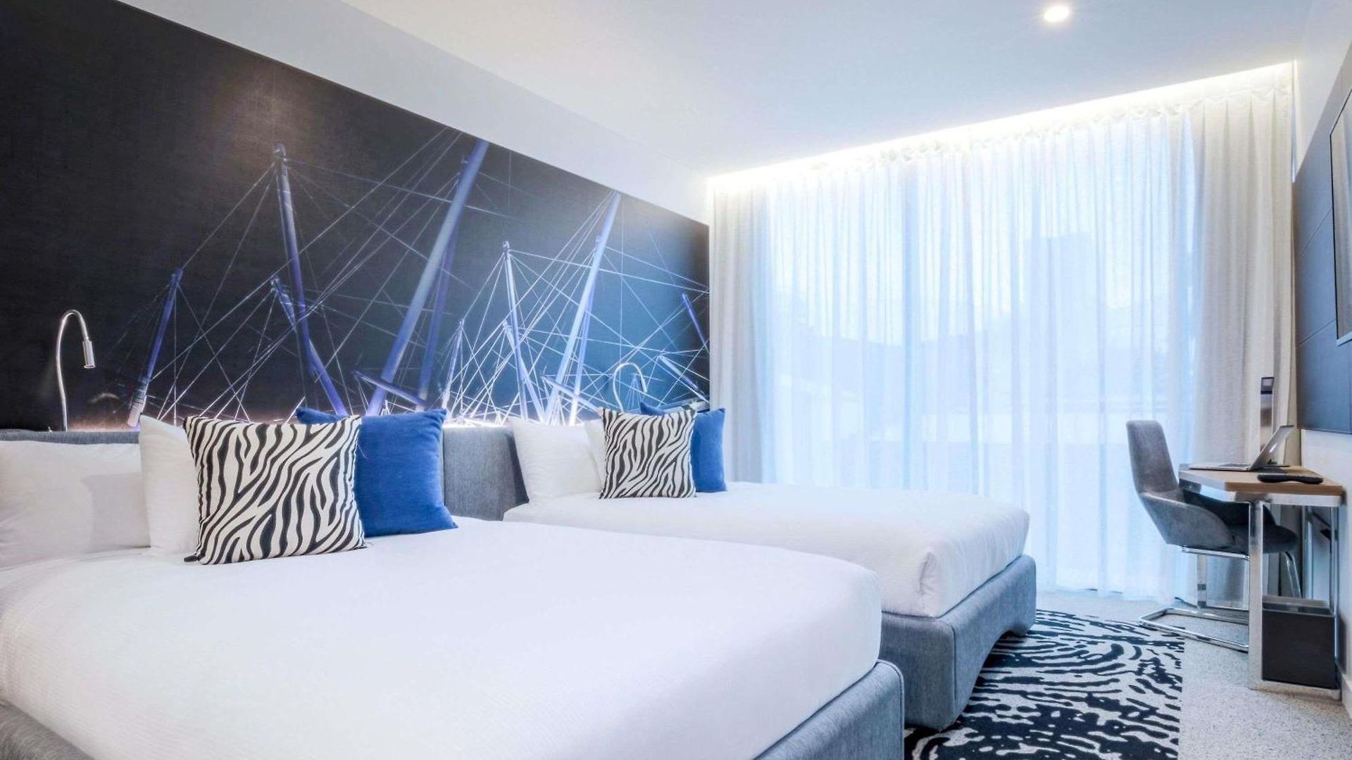 Novotel South Bank Hotel