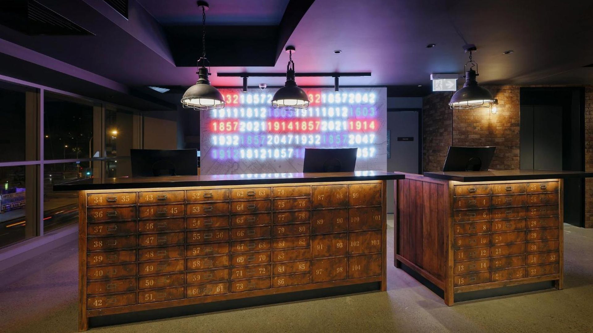 Indigo Centre By Ihg Hotel 5*