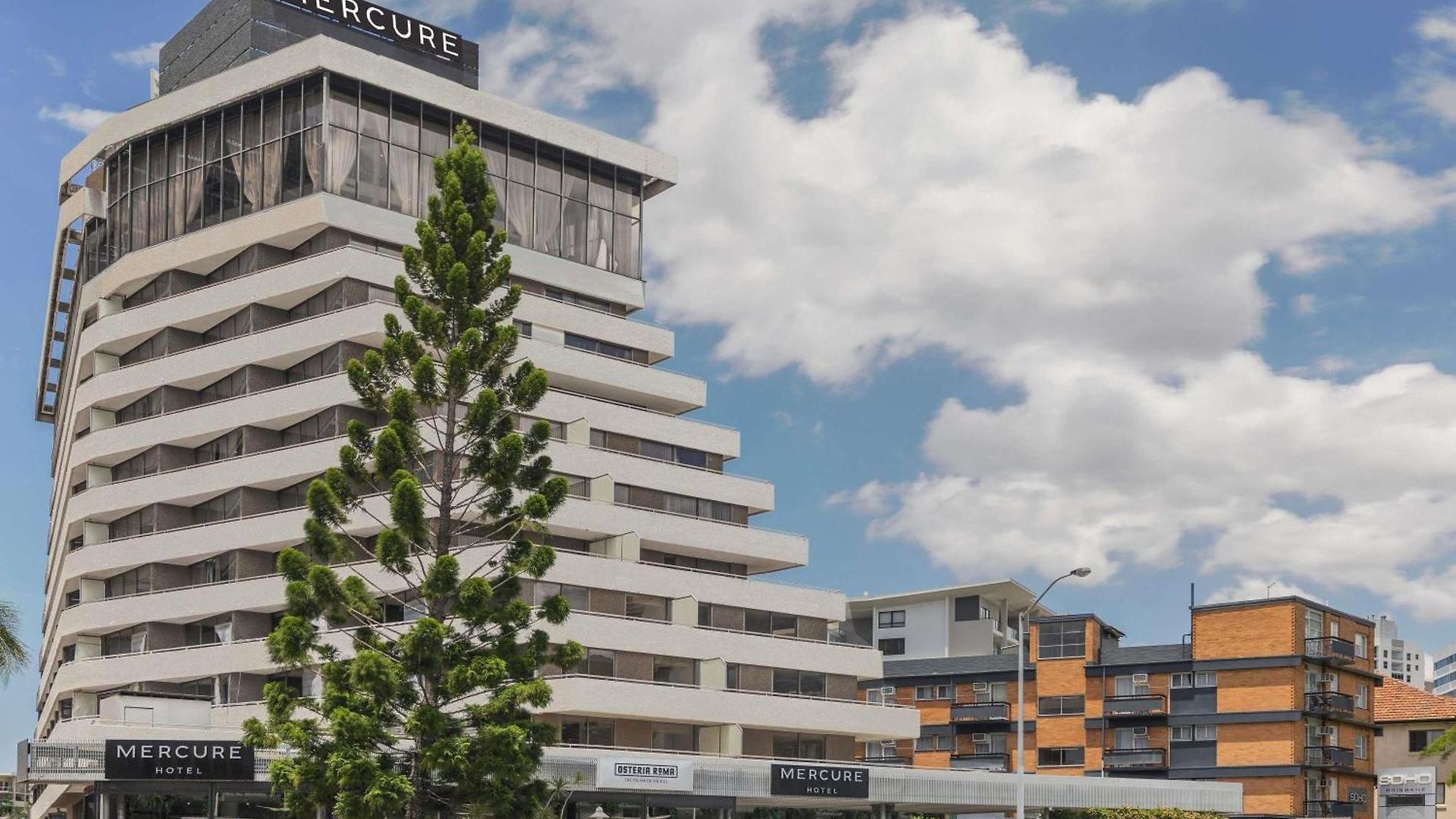 Hotel Mercure Spring Hill