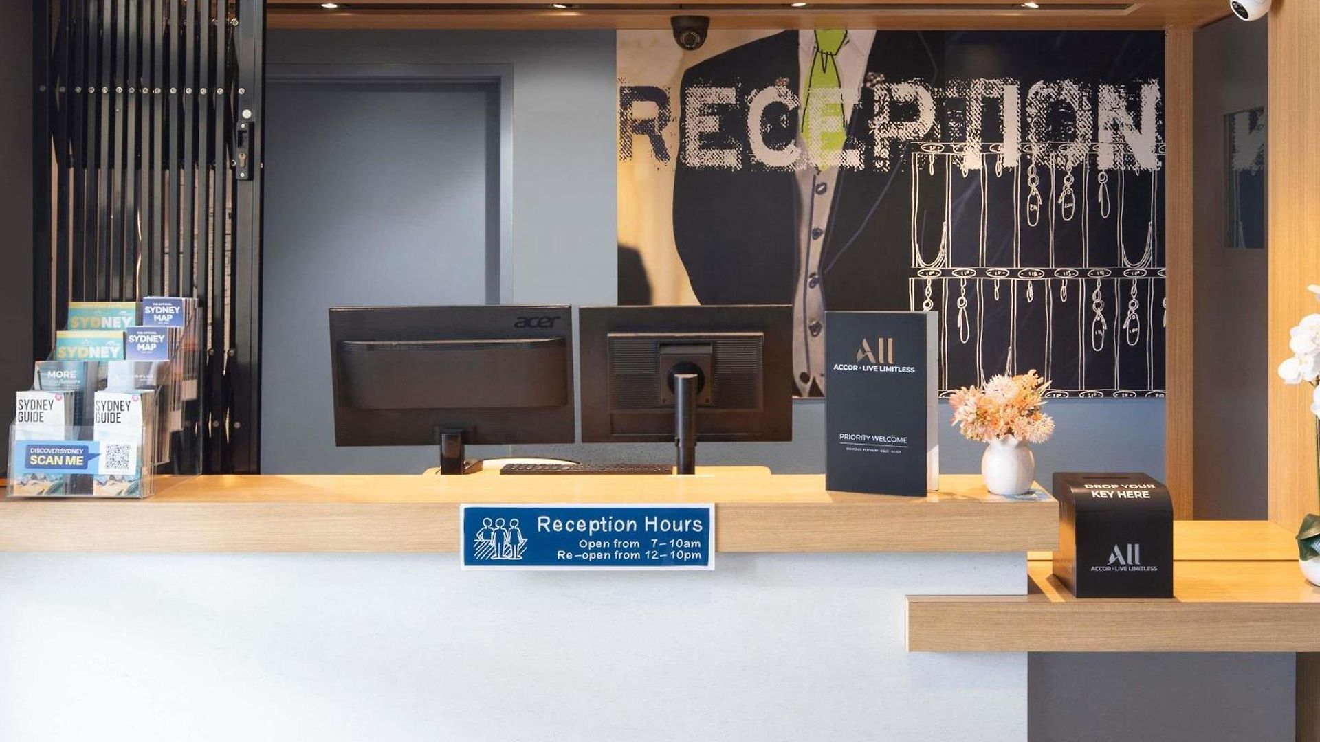 Ibis Budget Airport Hotel 3*