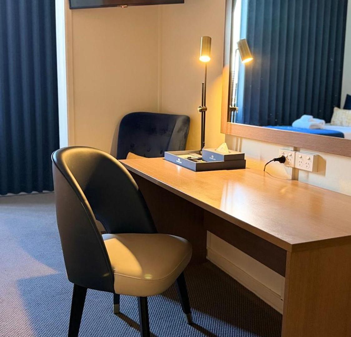 The Metropolitan Spring Hill 4*