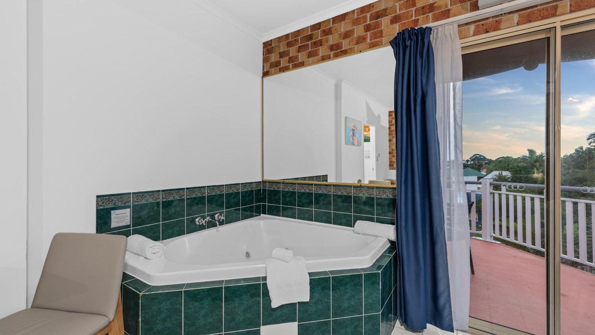 Airport Clayfield 4*