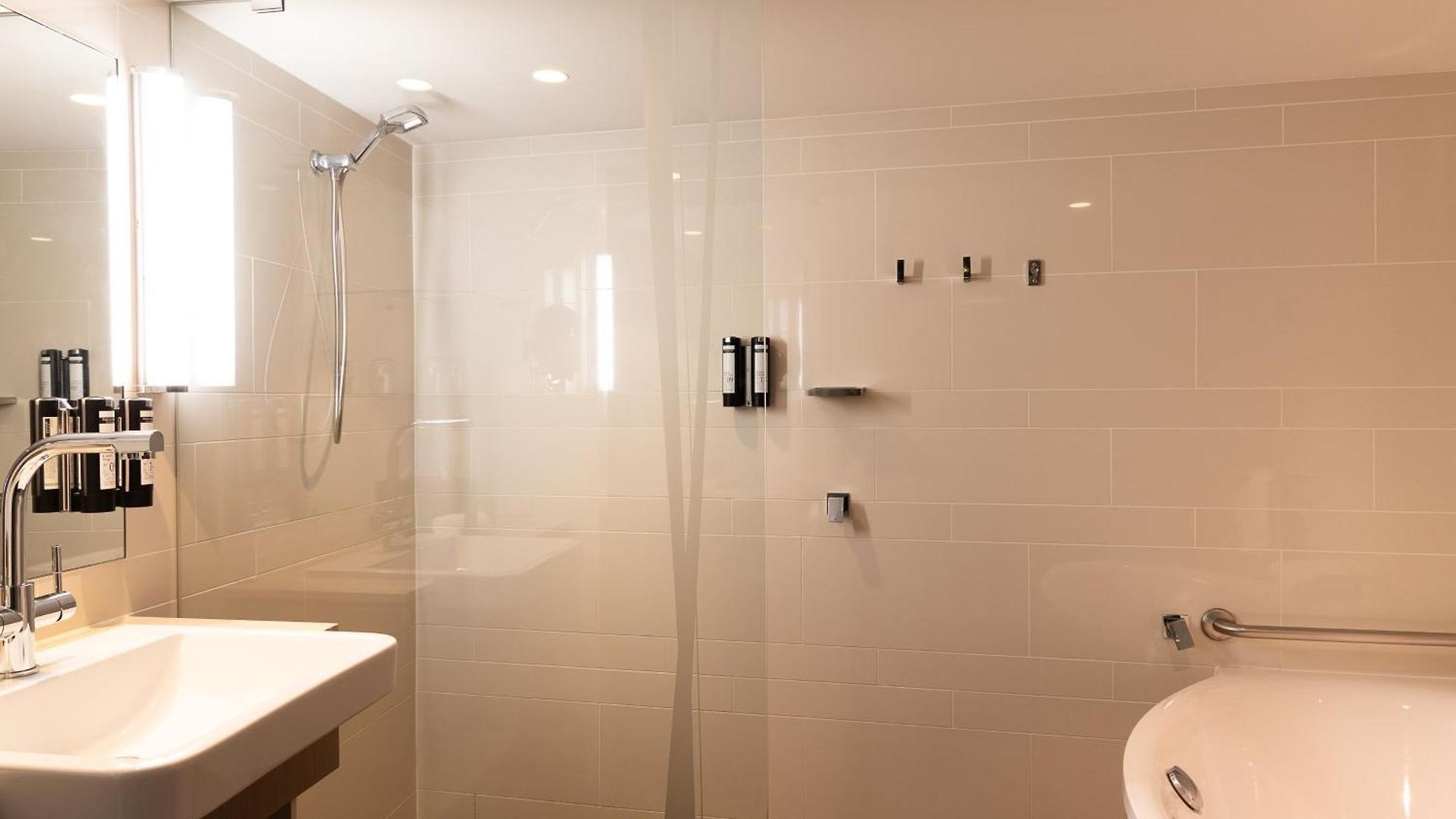 Point Hotel 5*