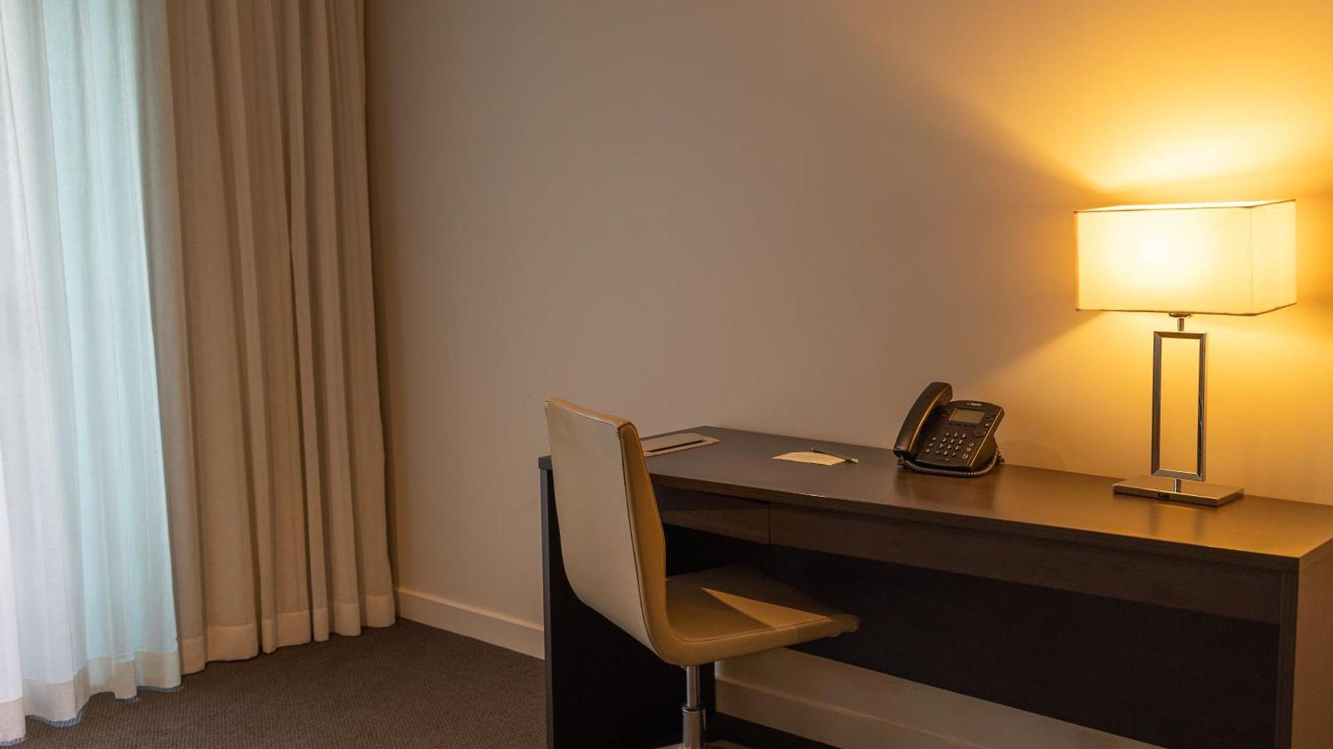 Point Hotel