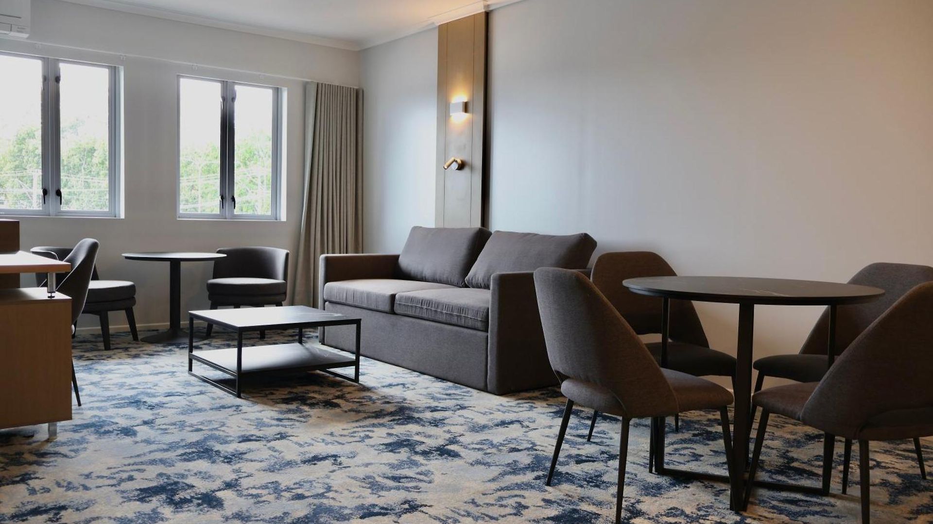 Hotel International Virginia 4*