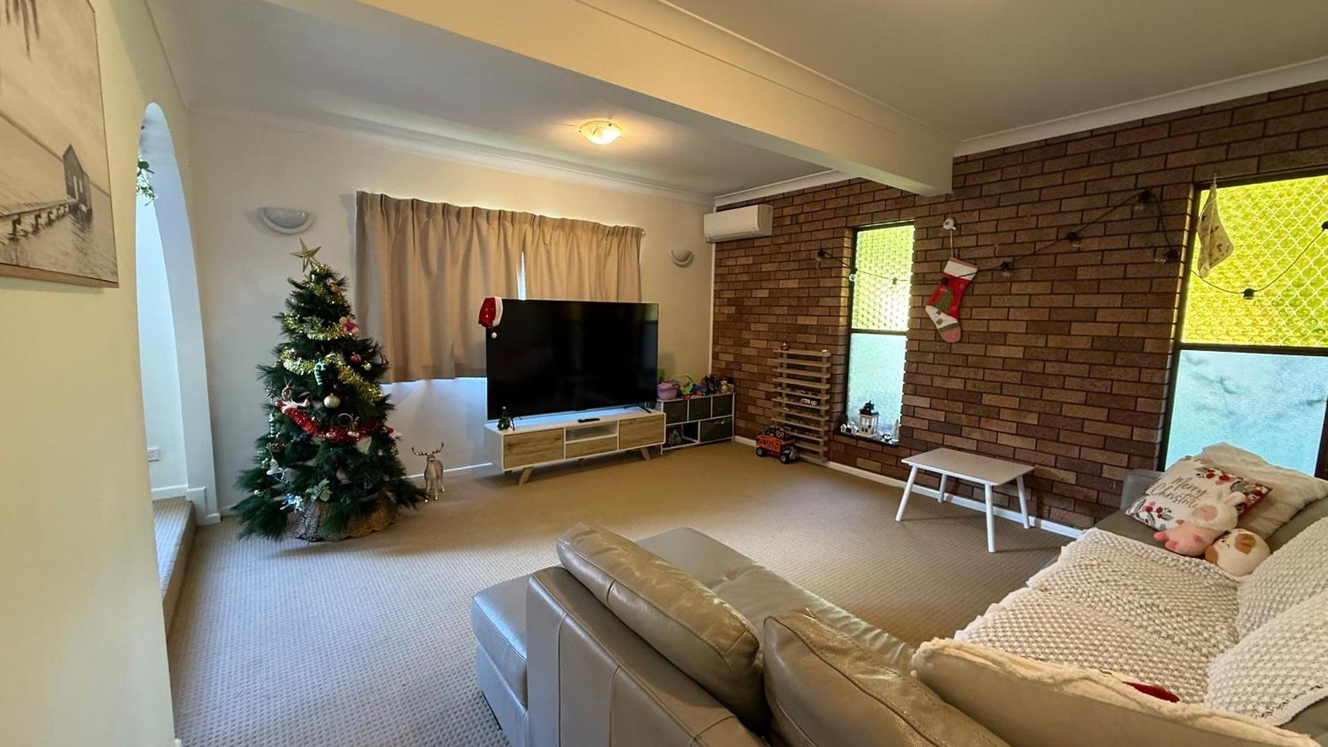 4br Big Family House With Huge Pool Brisbane