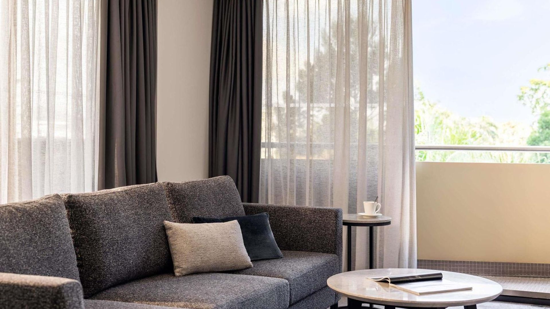 Mercure Spring Hill Hotel