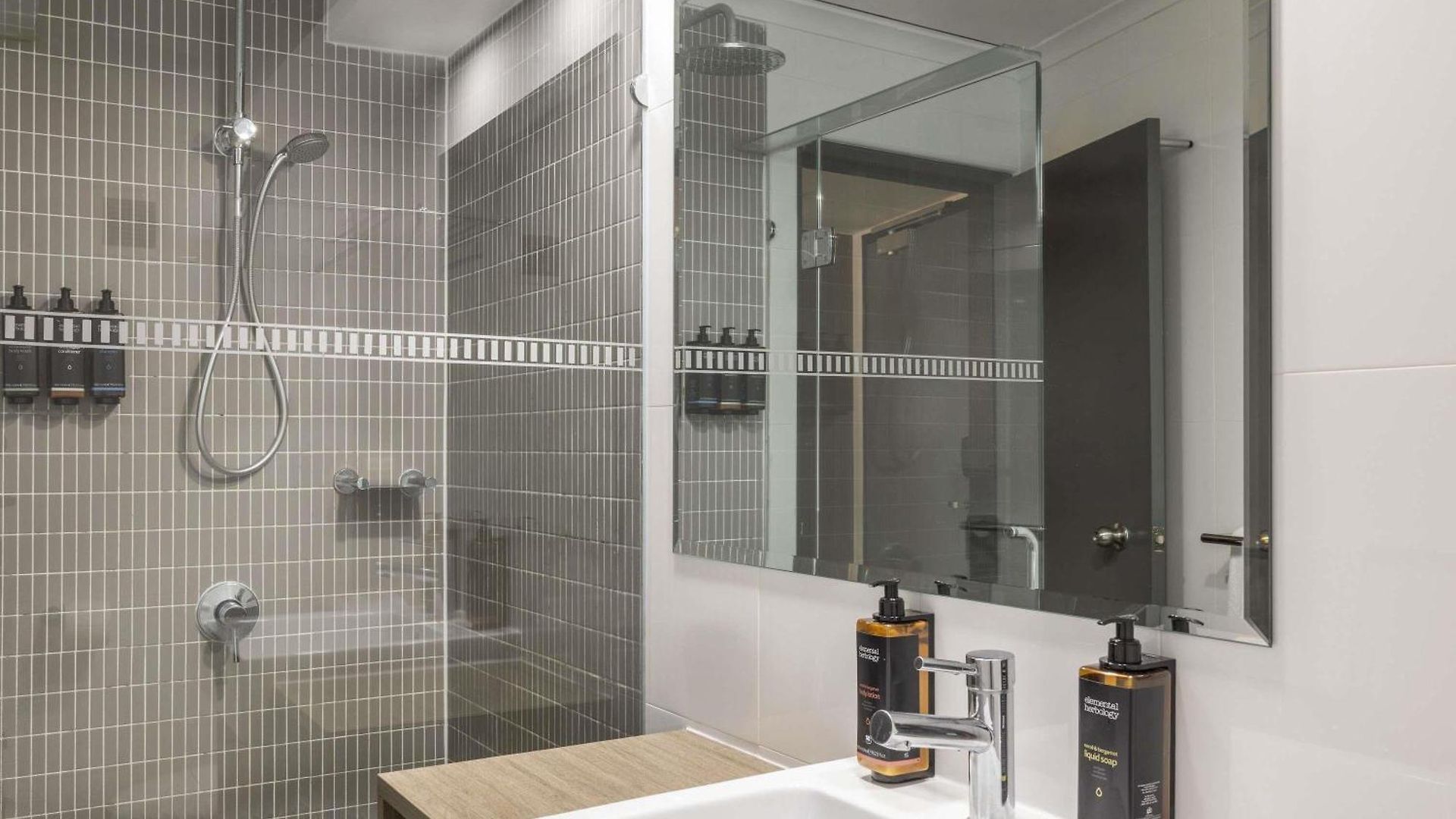 Mercure Spring Hill 4* Brisbane