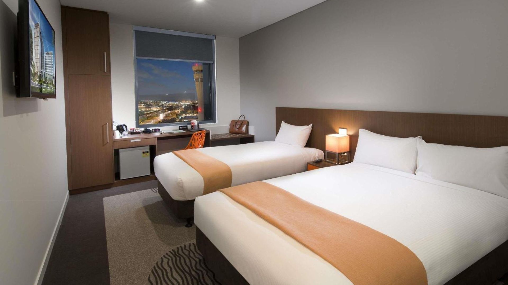 Hotel Ibis Airport