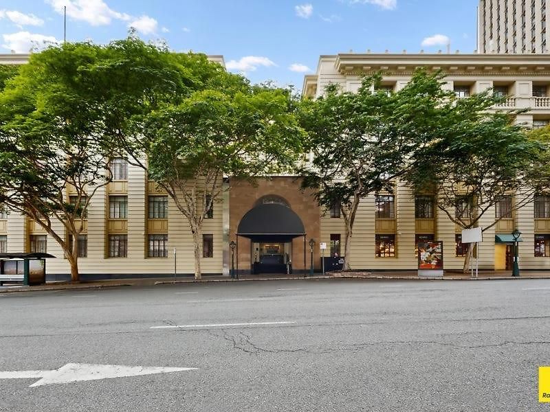 S&p - Station * Brisbane