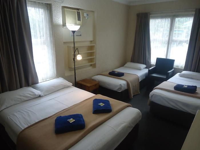Guest house Kingsford Riverside 3*