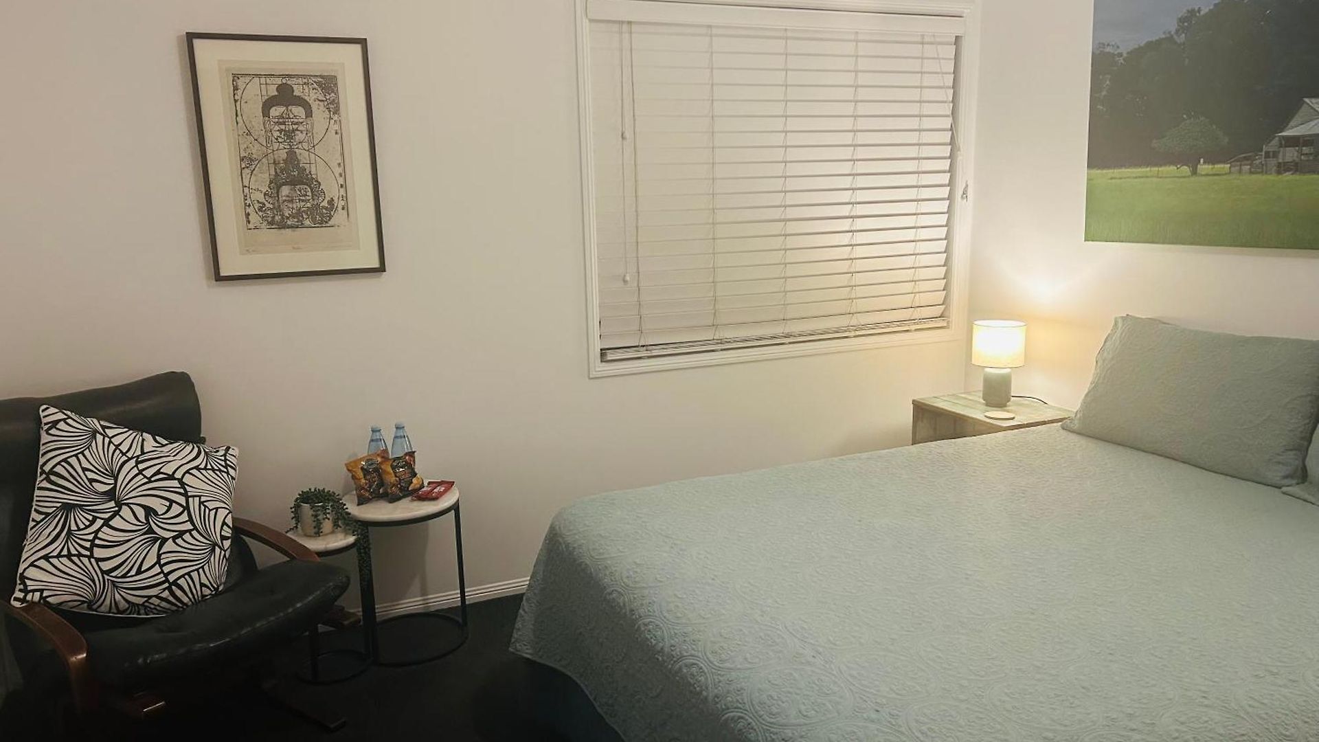 Nicole - Private & Bathroom - 6kms From Guest house 3*