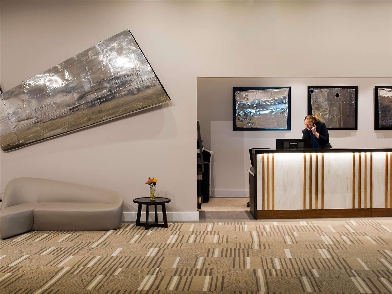Hotel Pullman Airport