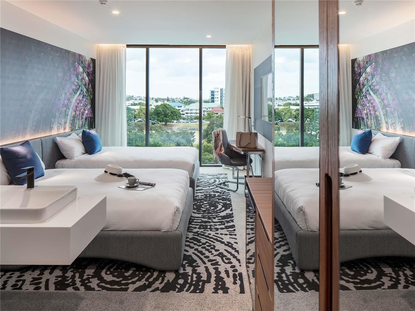 Novotel South Bank Hotel
