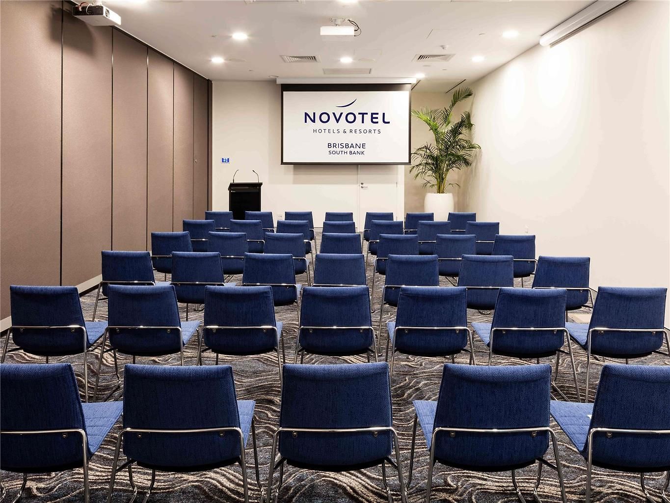 Hotel Novotel South Bank 5*