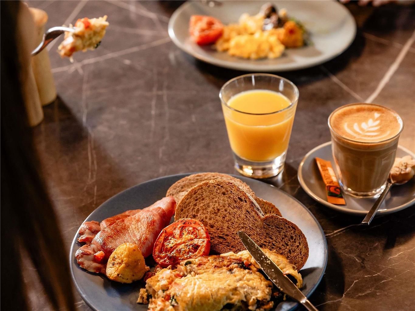 Hotel Novotel South Bank 5*