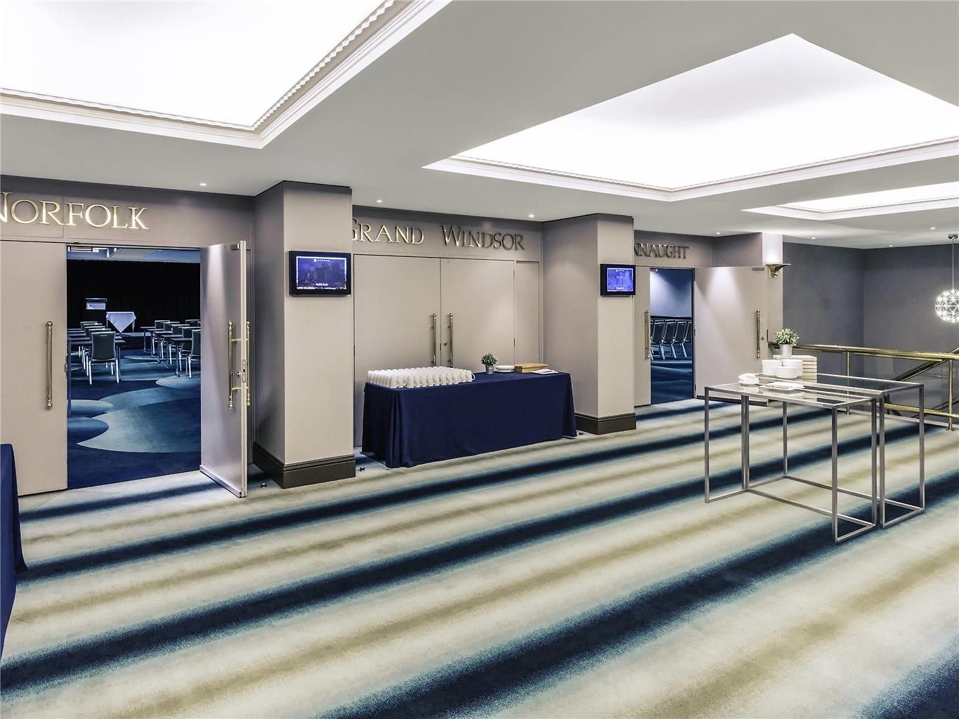 Mercure King George Square 4* Brisbane
