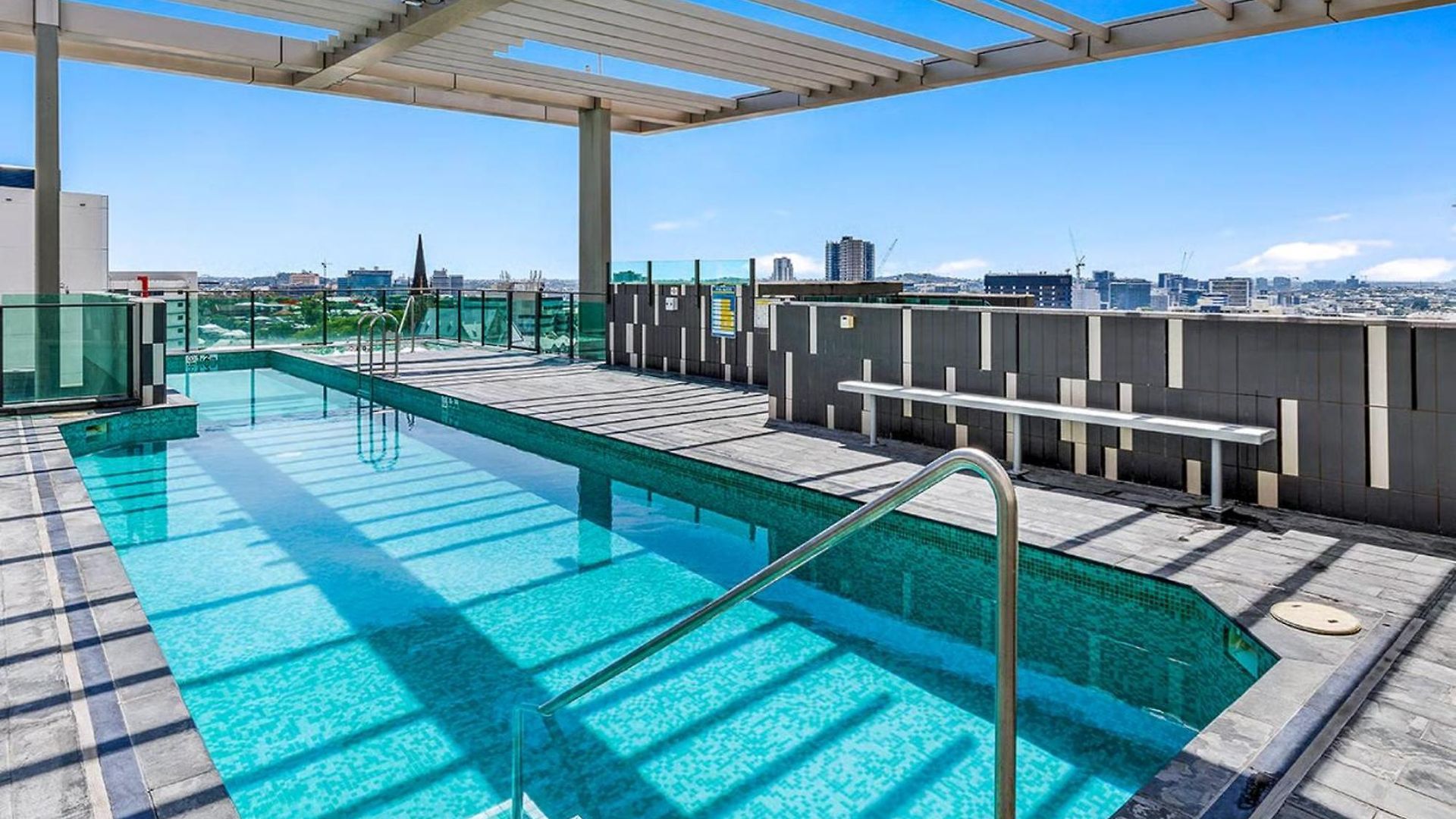 Quattro On Astor Aparthotel Brisbane