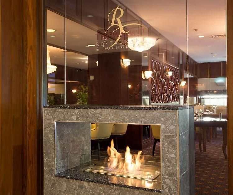 Royal On The Park 5*