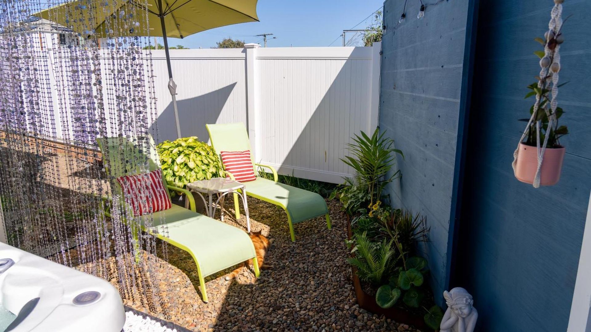 Hot Tub, Ice Bath, Gym, Sauna, Pool Table Coorparoo Haven Brisbane