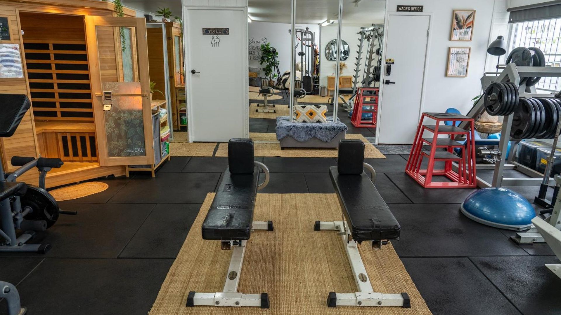Homestay Hot Tub, Ice Bath, Gym, Sauna, Pool Table Coorparoo Haven *