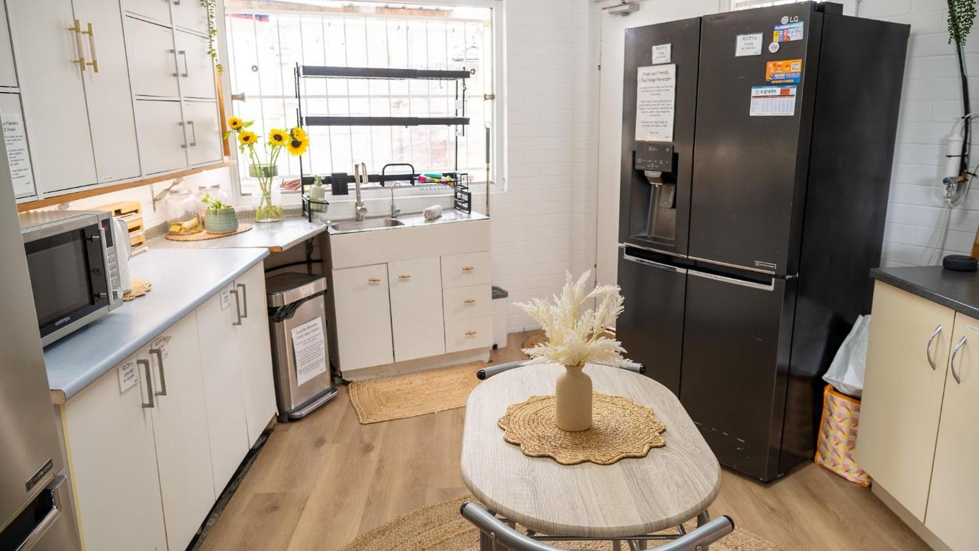 Hot Tub, Ice Bath, Gym, Sauna, Pool Table Coorparoo Haven