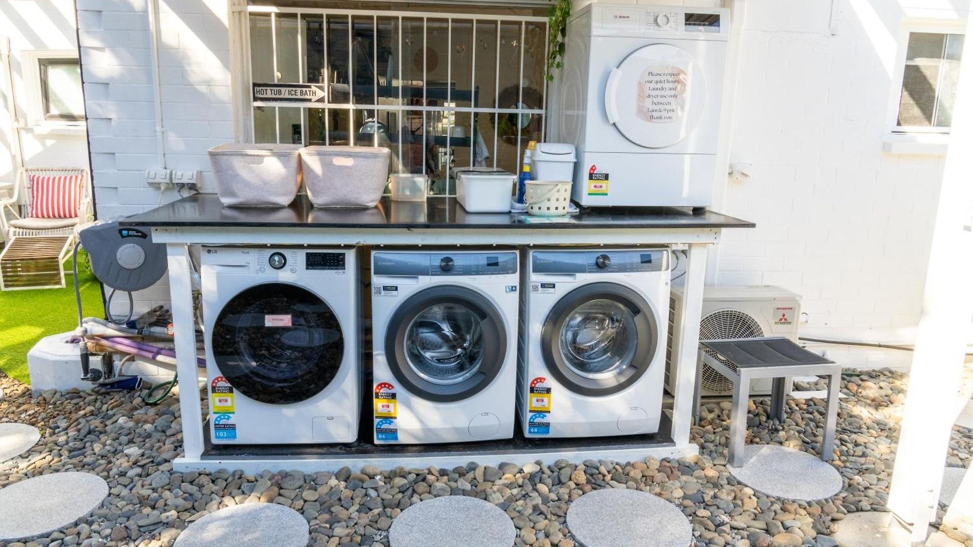 Hot Tub, Ice Bath, Gym, Sauna, Pool Table Coorparoo Haven Homestay *