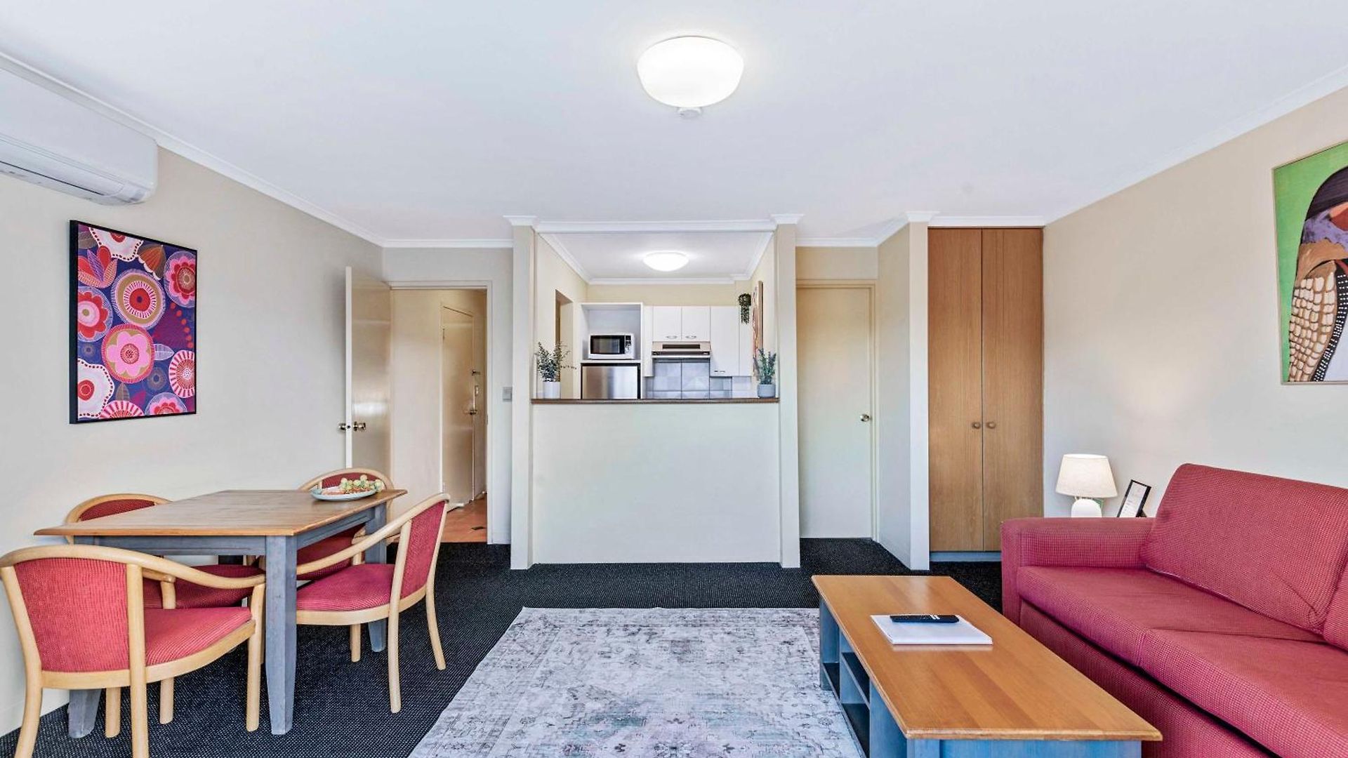 Charming Easy Access 2 Cbd By Custom Hosting Hotel Brisbane