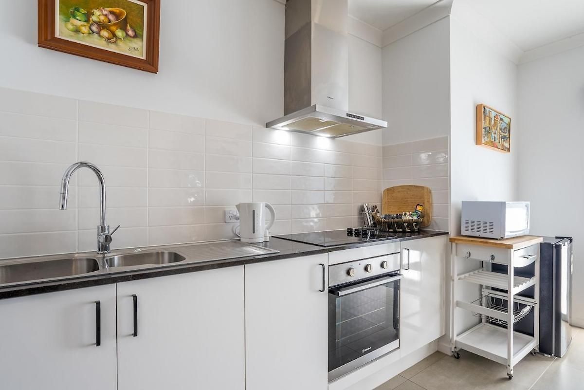 Apartment Brand New Stylish Tranquil & Self Check In
