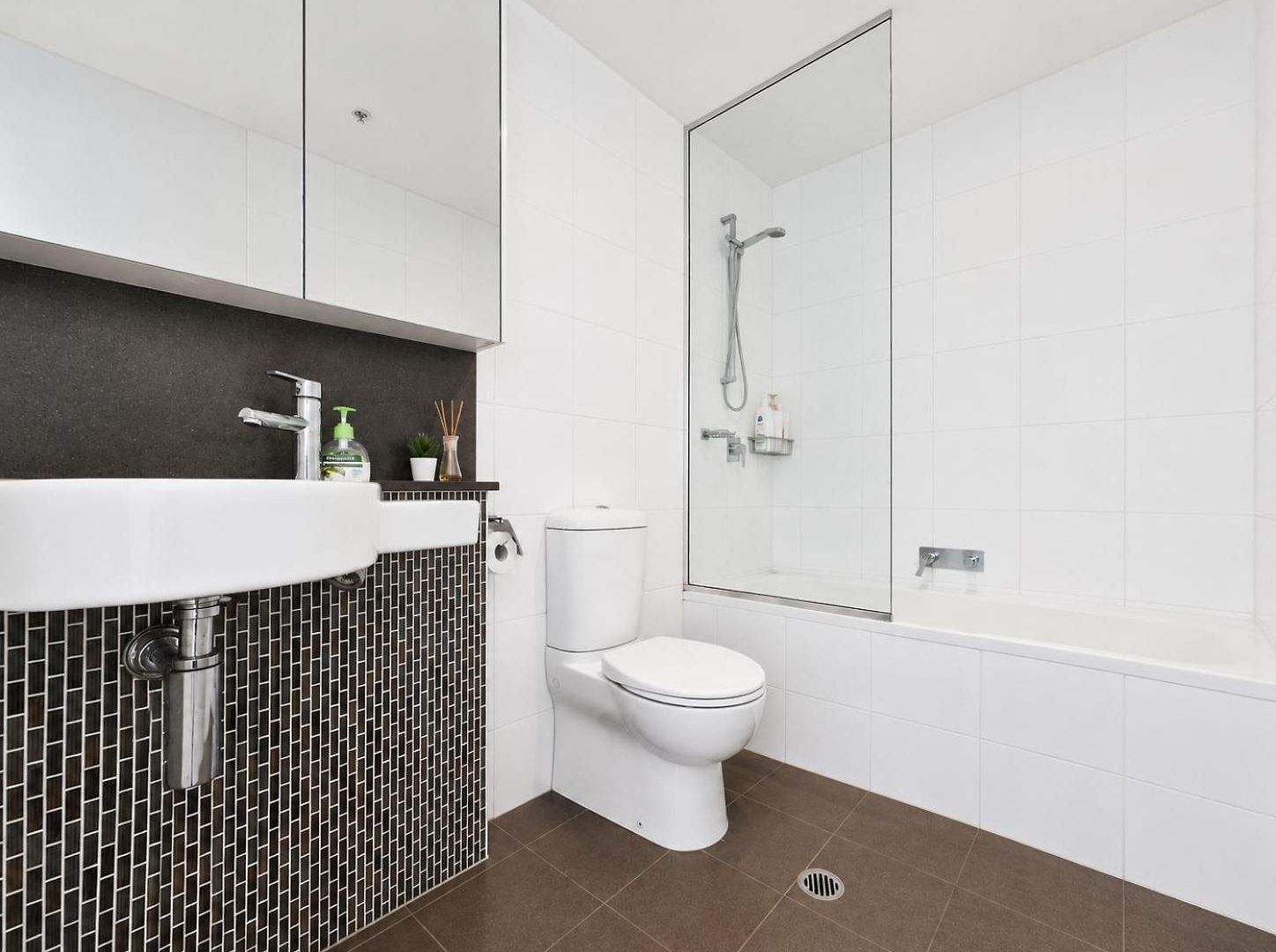 Cloud 17 Retreat - Meriton Soleil Private 1b *
