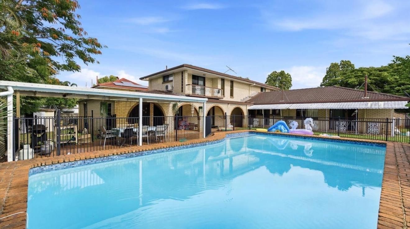 4br Big Family House With Huge Pool * Brisbane