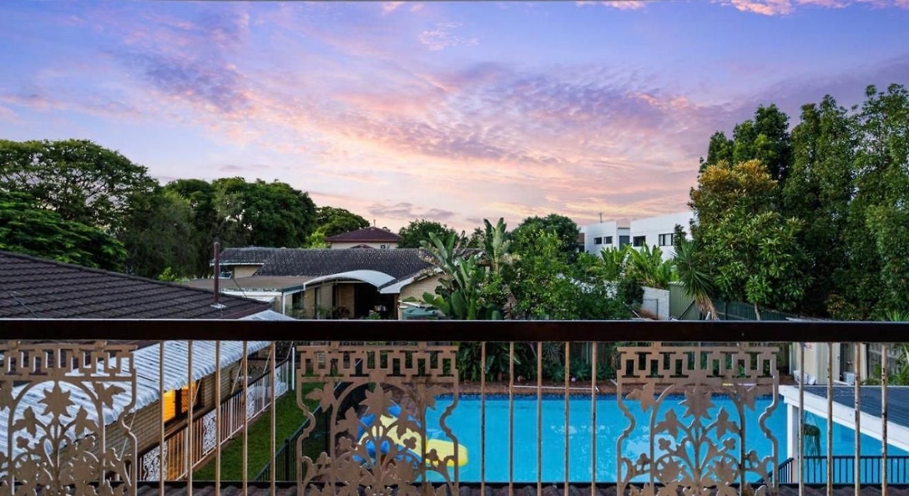 4br Big Family House With Huge Pool *