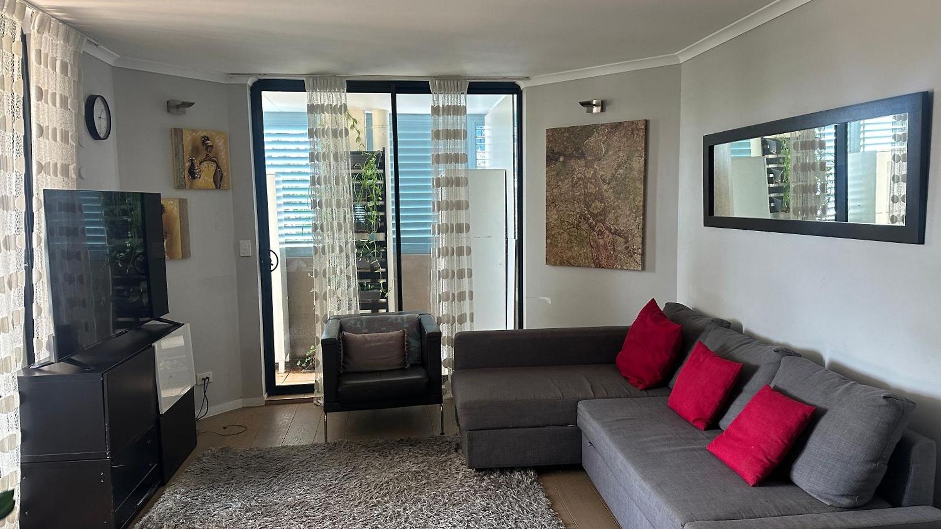Spacious 2brm Free Parking Apartment Brisbane