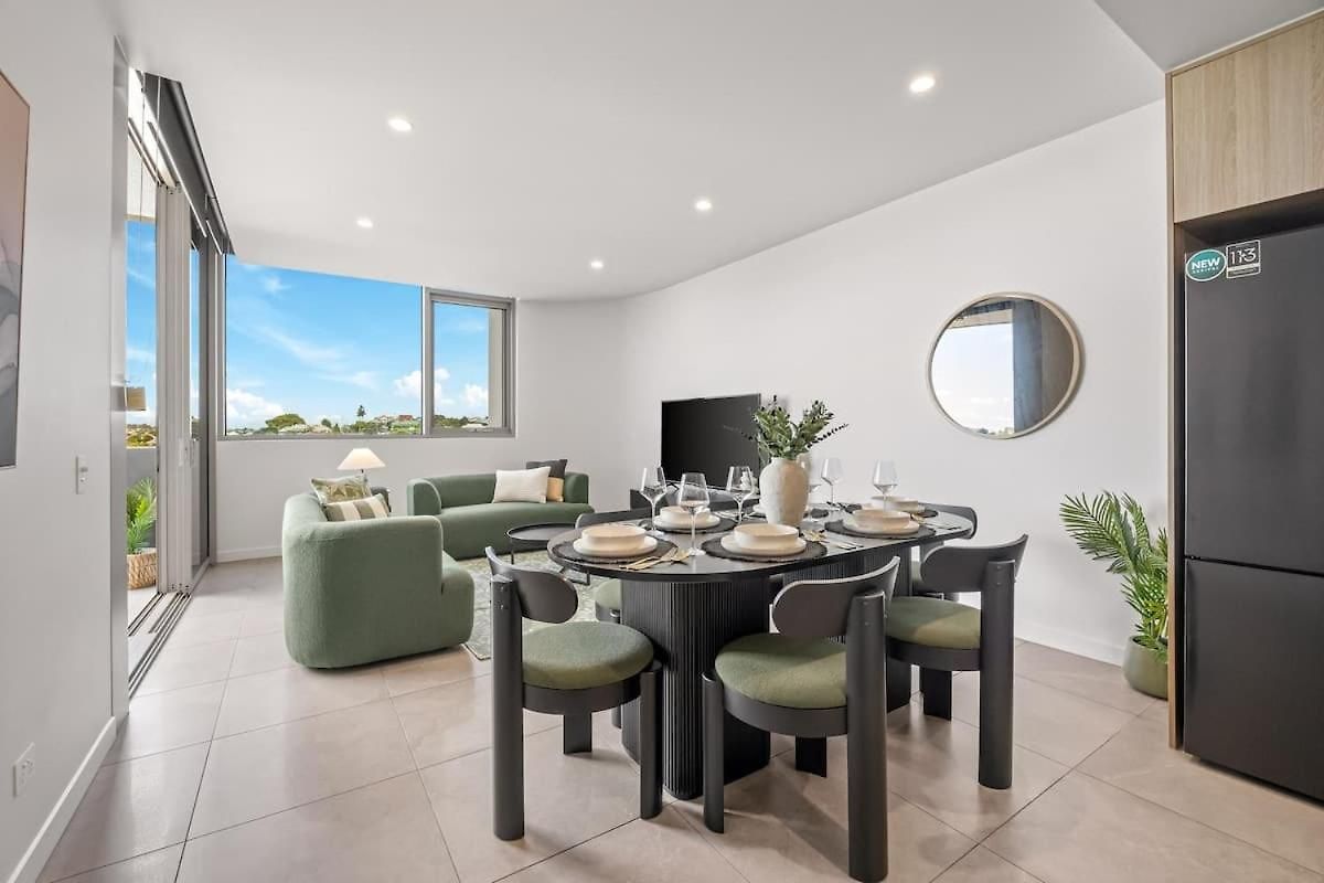 3br Family - King Beds, Parking & Views Apartment Brisbane
