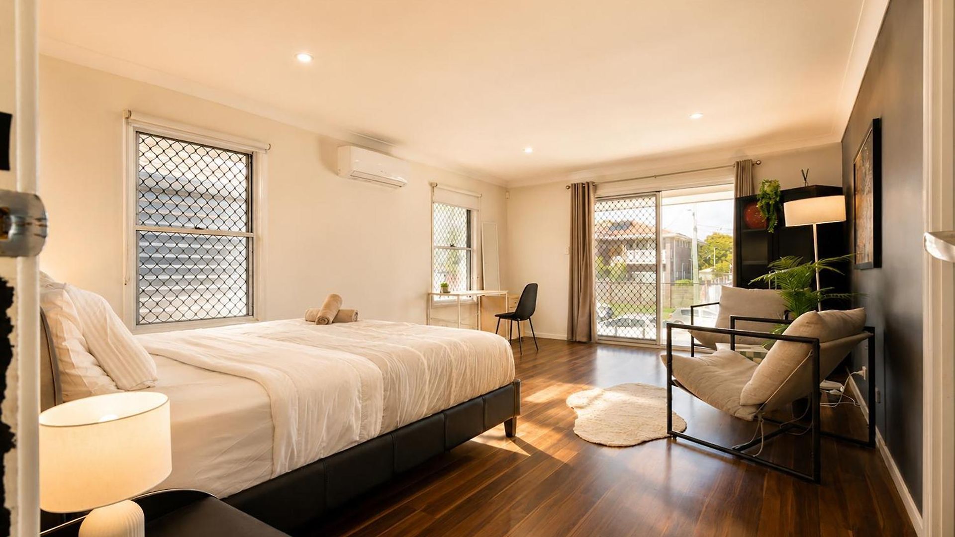 5br Family - Ev Car Point At Home, 2 Master - Near Sunnybank, Qeii, Qsac And Griffith Uni Holiday home Brisbane