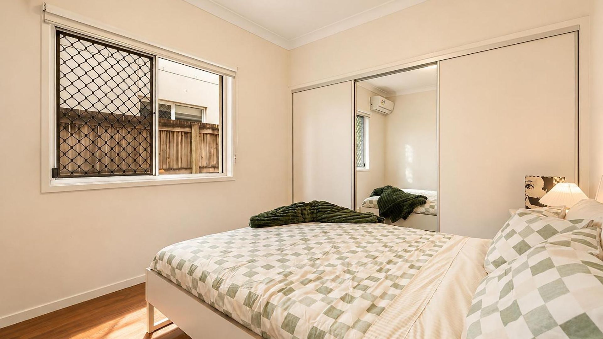 5br Family - Ev Car Point At Home, 2 Master - Near Sunnybank, Qeii, Qsac And Griffith Uni *