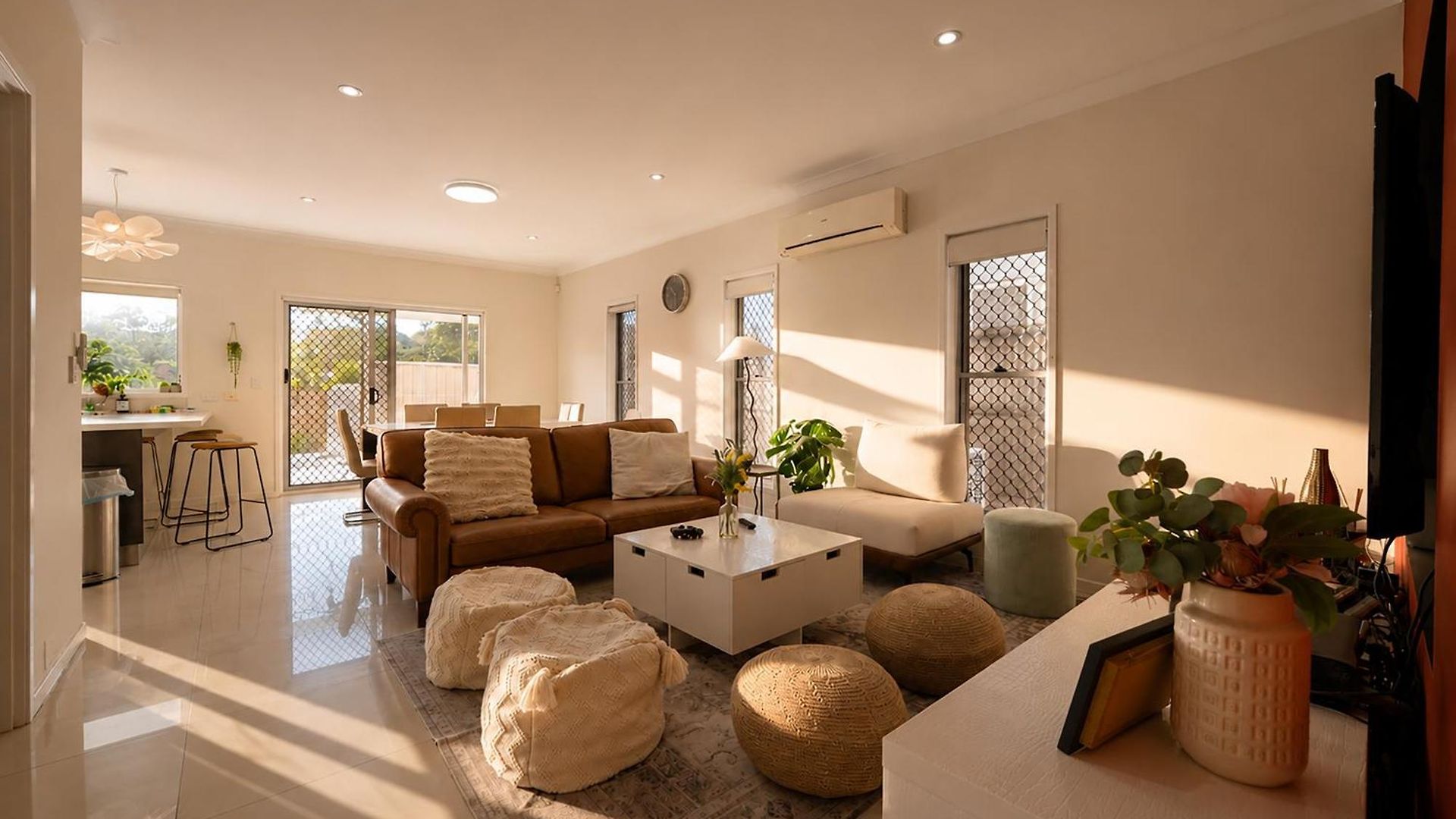 5br Family - Ev Car Point At Home, 2 Master - Near Sunnybank, Qeii, Qsac And Griffith Uni Brisbane