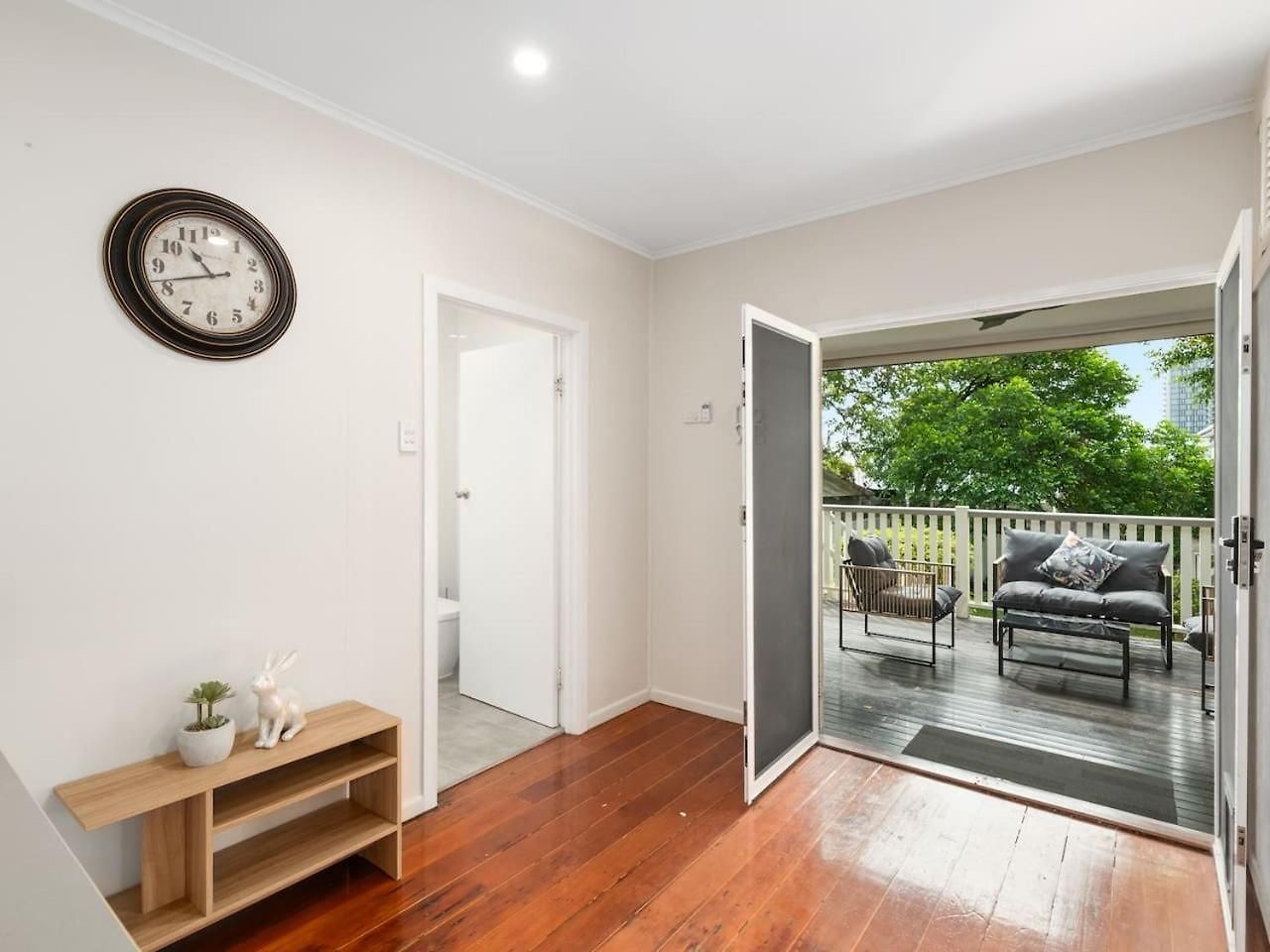 Stylish 4bedroom Outdoor Dining And Access * Brisbane