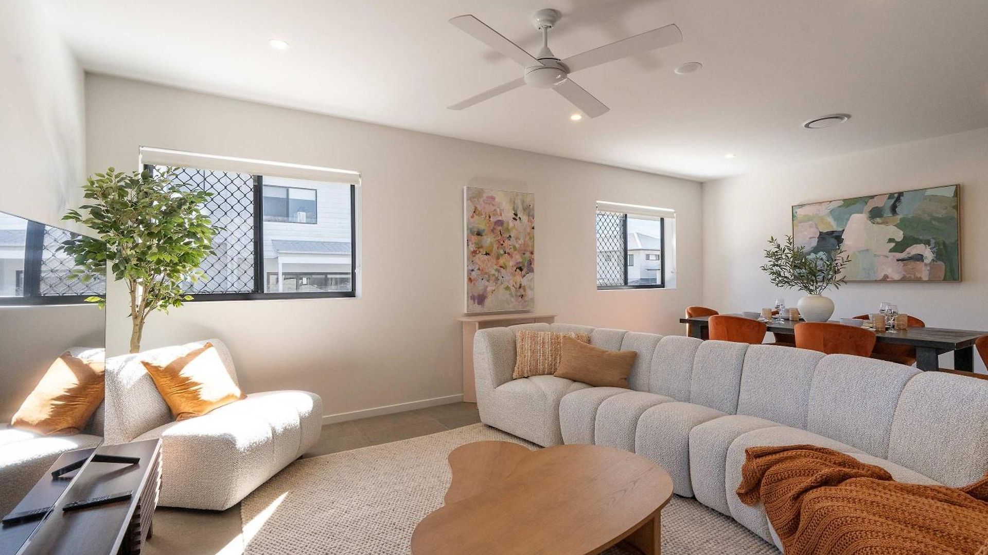 Apartment Premium 3br Floor With Parking, Ev Friendly & Views Brisbane