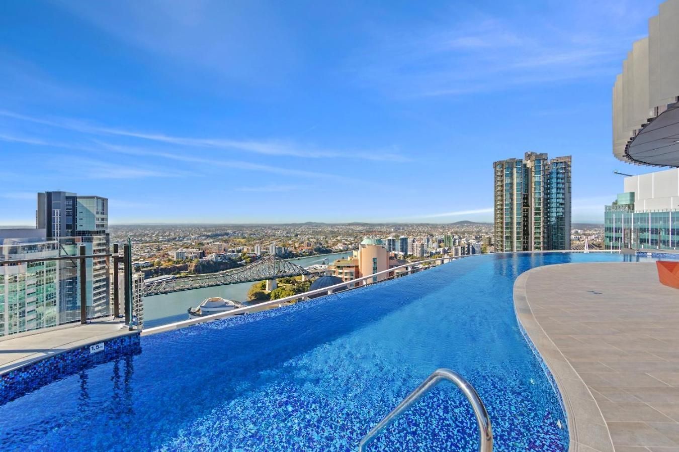 1 Bedroom With Stunning Views Heart Of * Brisbane