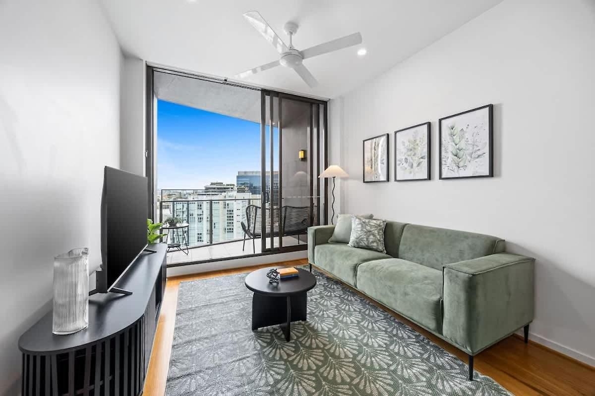 Capri - Free Secure Parking Apartment *