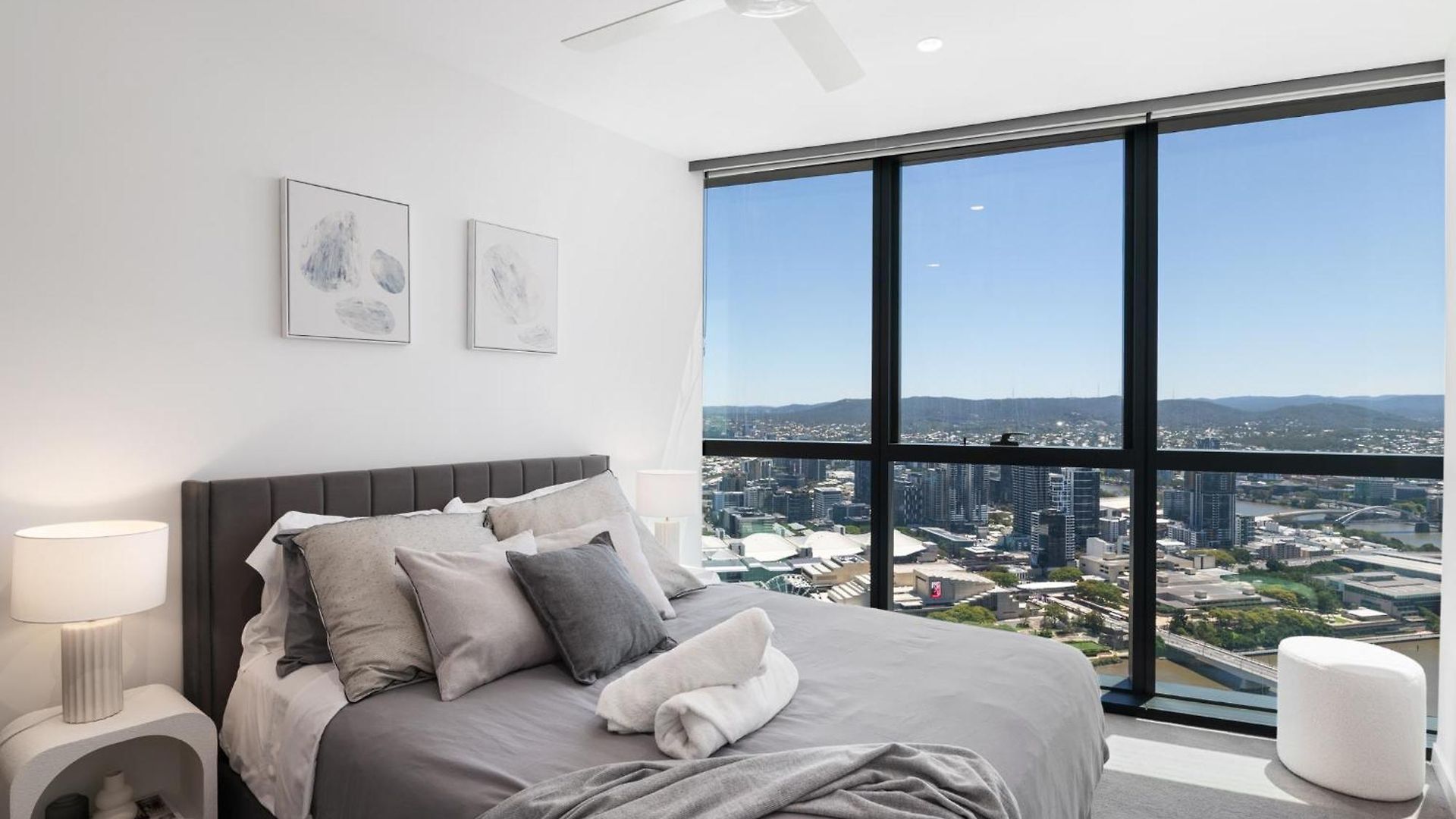 Apartment Qw Riverside Luxe By Independent Host