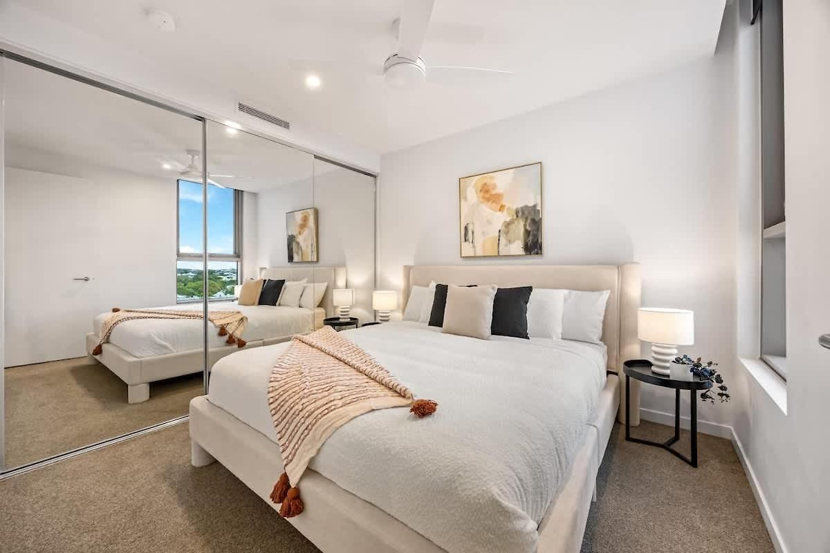 3br Family - King Beds, Parking & Views Apartment