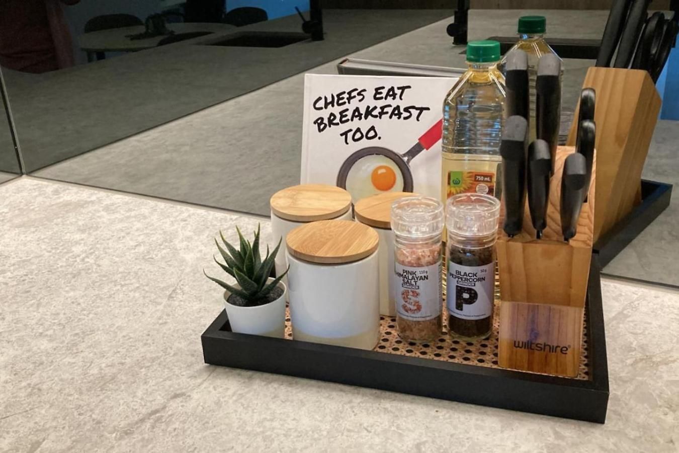 Comfy 1 Bedroom With Wifi And Parking * Brisbane